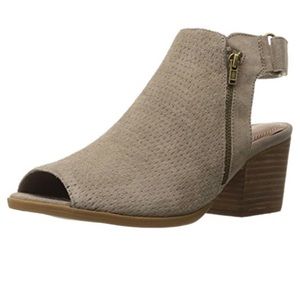 Bare Traps Ivey Ankle Bootie